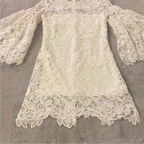 Alexis Elegant White Lace Dress, XS - Picture 5 of 8